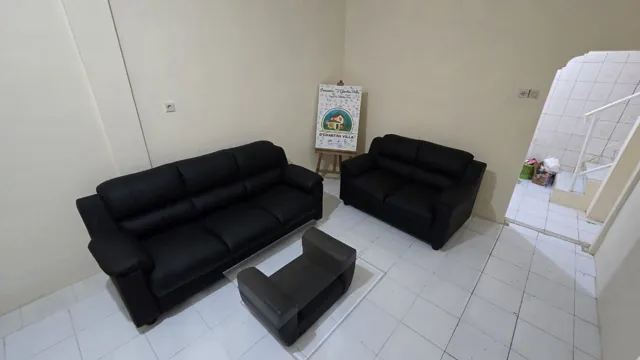 Sofa Bawah